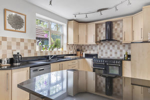 Photo 13- click for photo gallery